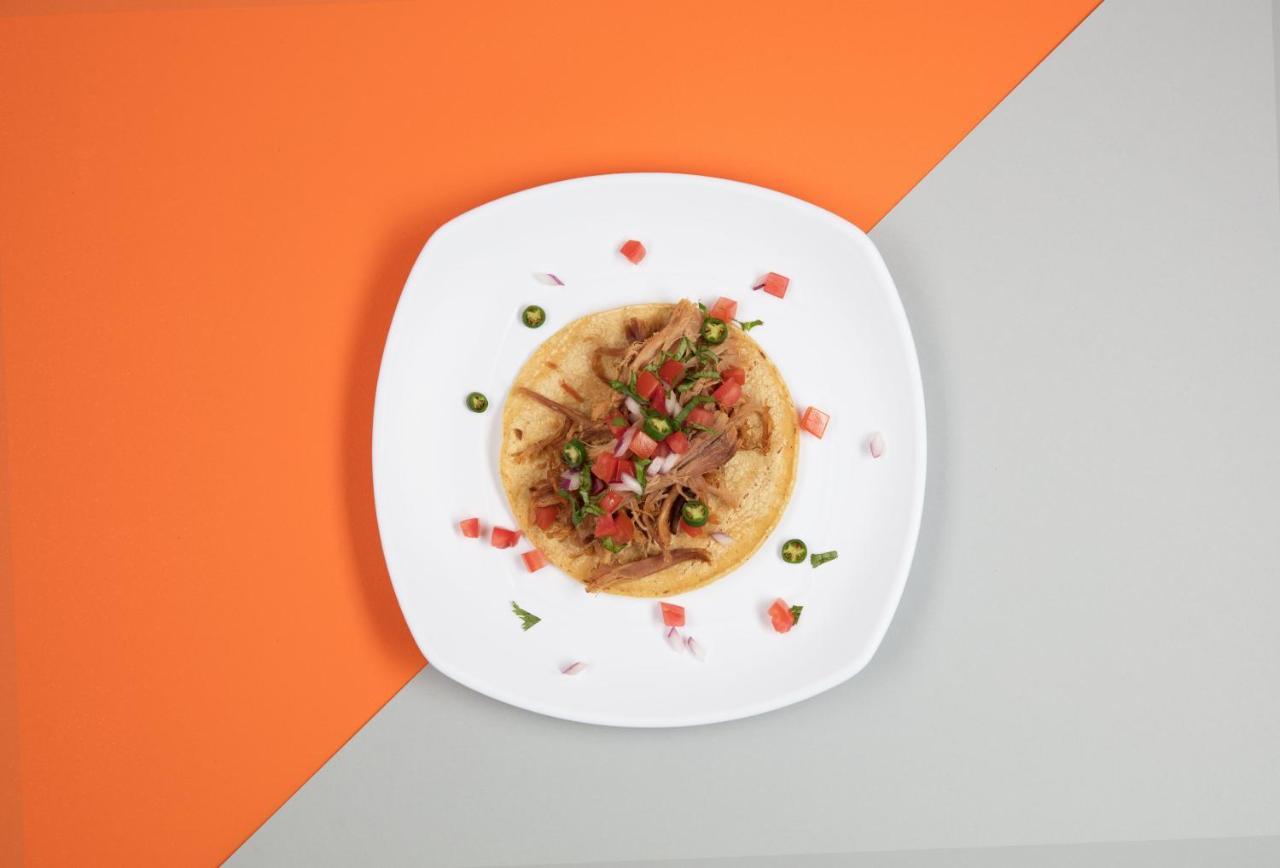 One Guadalajara Expo Hotel Ngoại thất bức ảnh